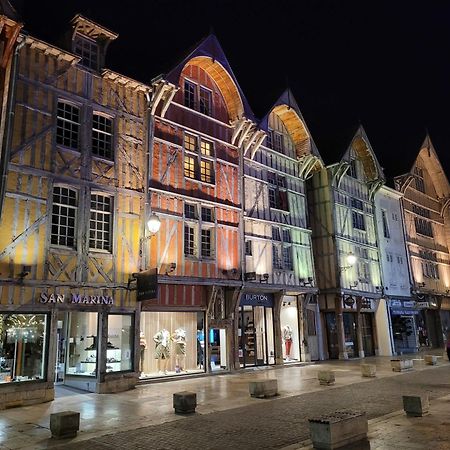 Le Petit Bouchon De Troyes Classe 3 Etoiles Eksteriør bilde